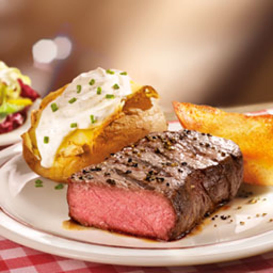 Steak Menü mit Block House Salat vorweg